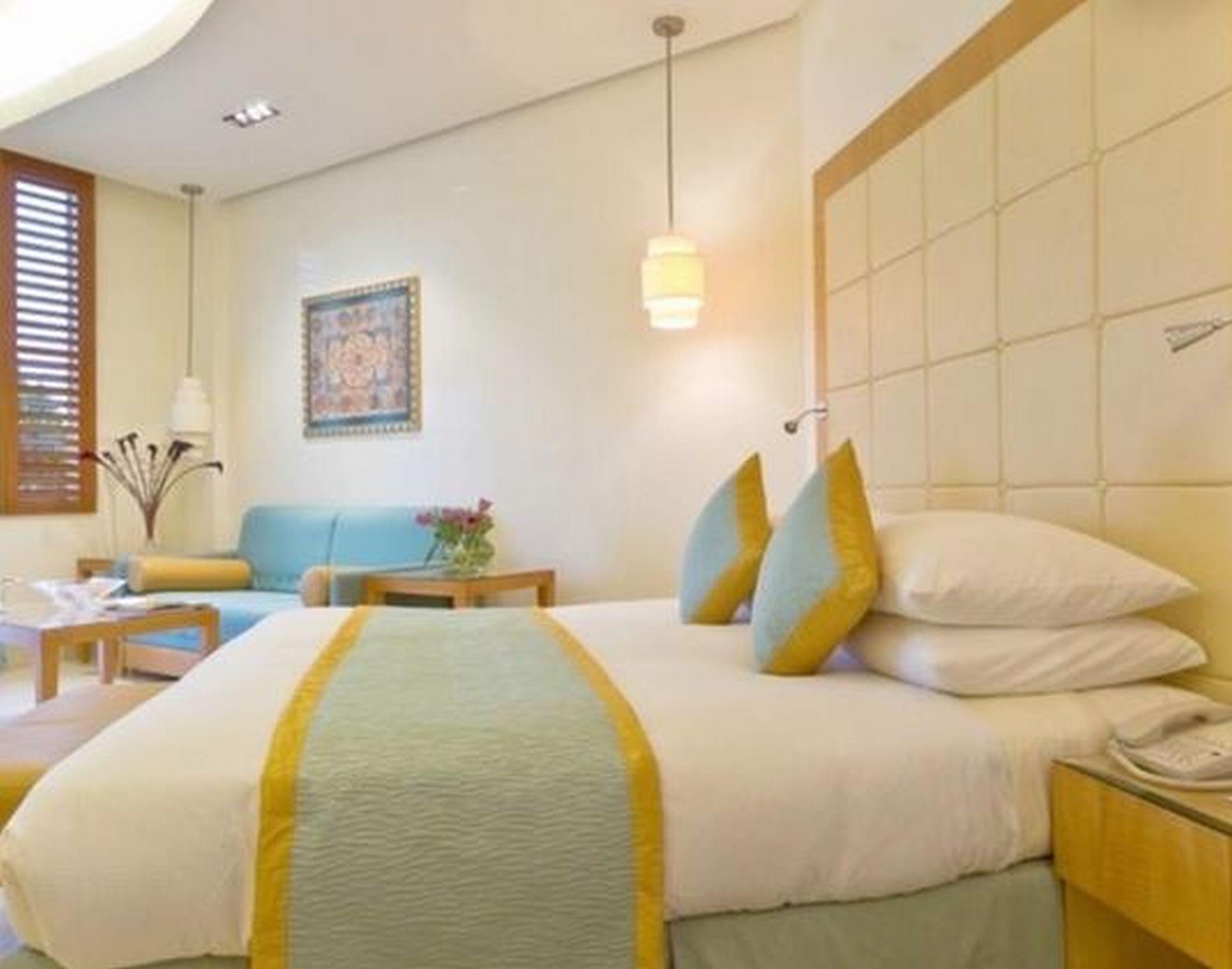Marina Hotel Kuwait Salmiya エクステリア 写真