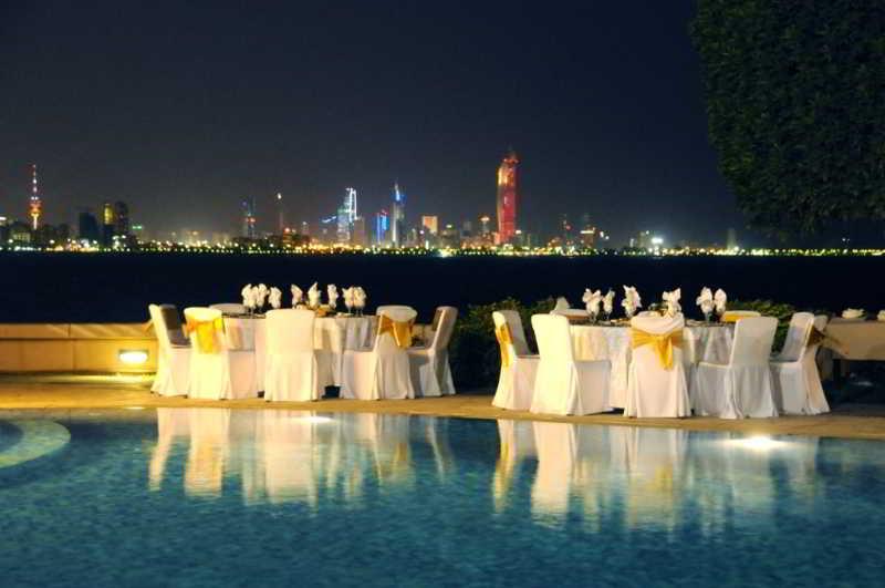 Marina Hotel Kuwait Salmiya エクステリア 写真