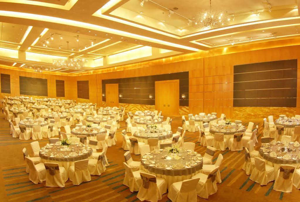Marina Hotel Kuwait Salmiya エクステリア 写真